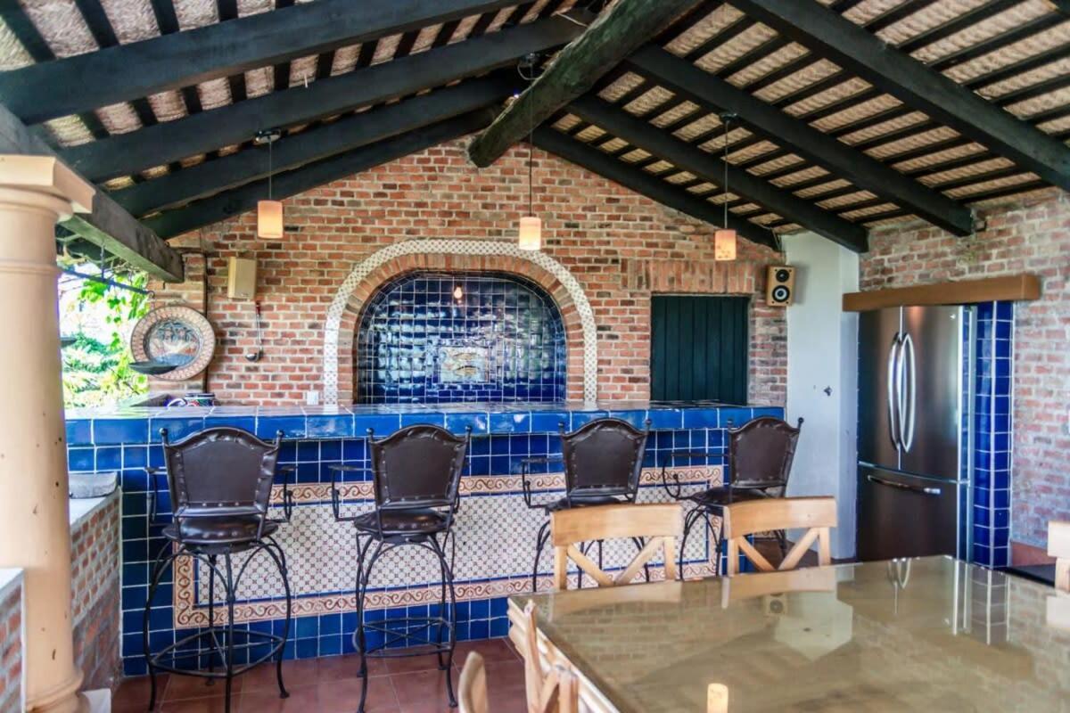 Casa Galeana- Tropical 1-Bd 1-Wc Mountain Top Luxury Suite With Stunning Views Ajijic Buitenkant foto